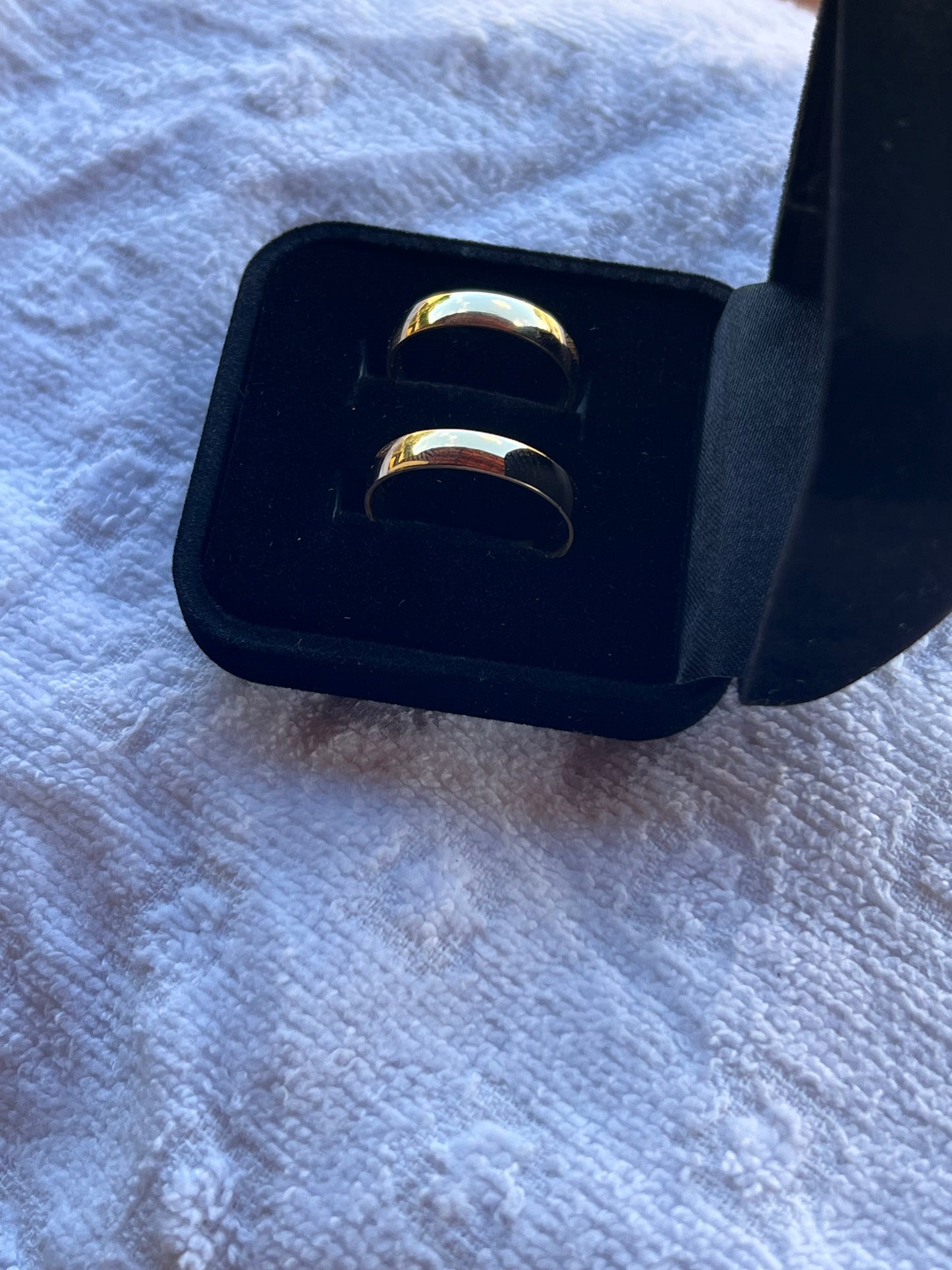 PAR DE ALIANÇA 18K BOLEADA 6 MM