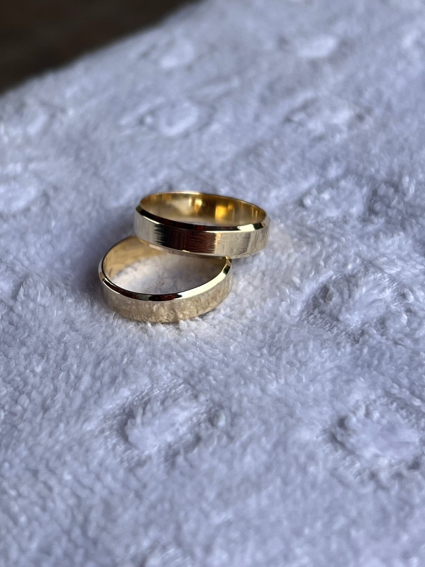 PAR ALIANÇA OURO 18k RETA CHANFRADA 5mm