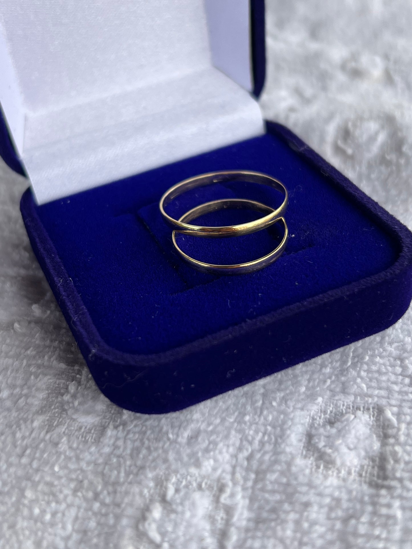 Par de alianças ouro 18k 2 mm boleada