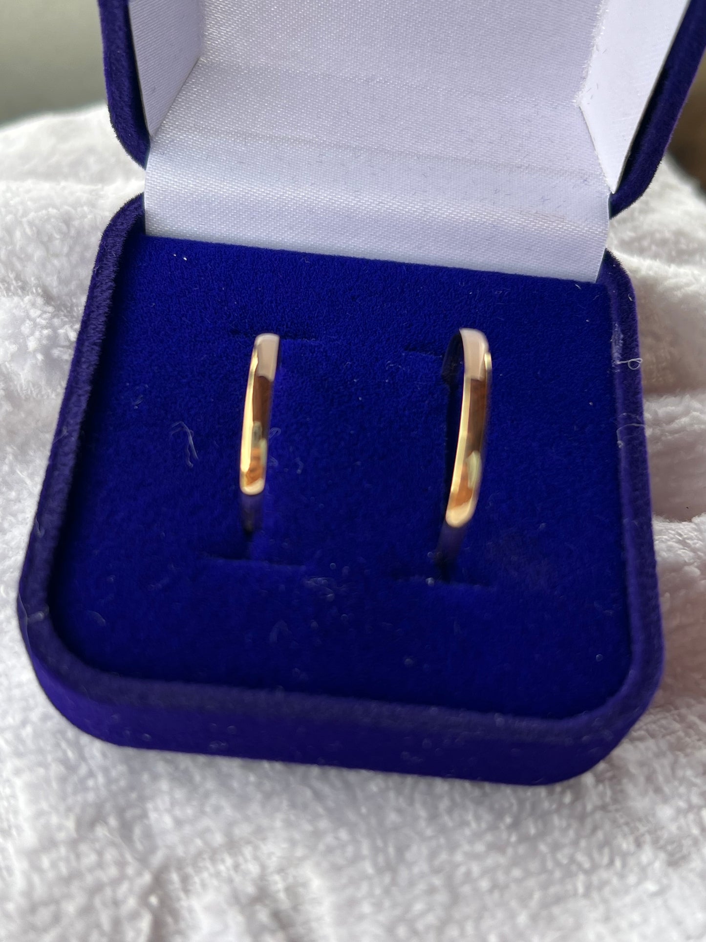 Par de alianças ouro 18k 2 mm boleada