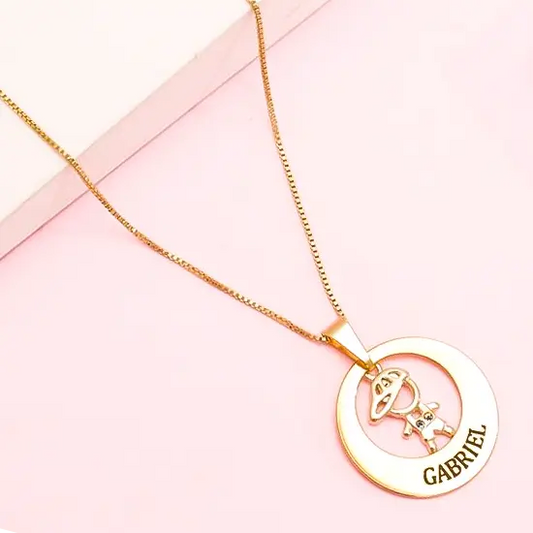 PINGENTE MENINO OU MENINA PERSONALIZADO COM NOME OURO 18K