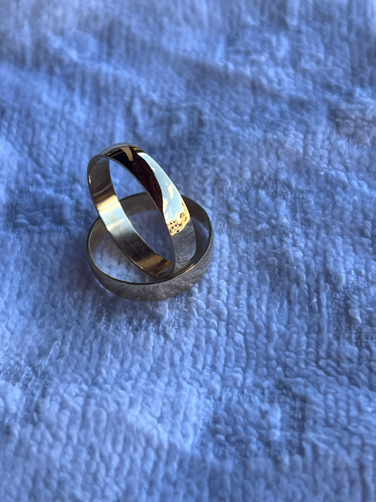 PAR DE ALIANÇA 18K BOLEADA 6 MM